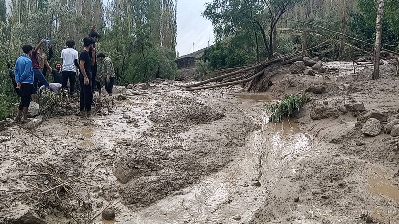 Floods in Yasin