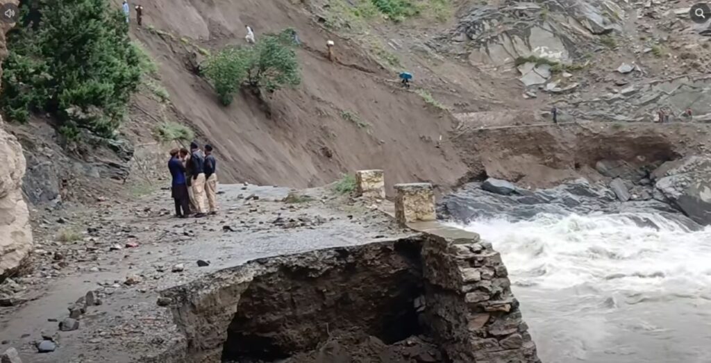 gilgit-baltistan floods